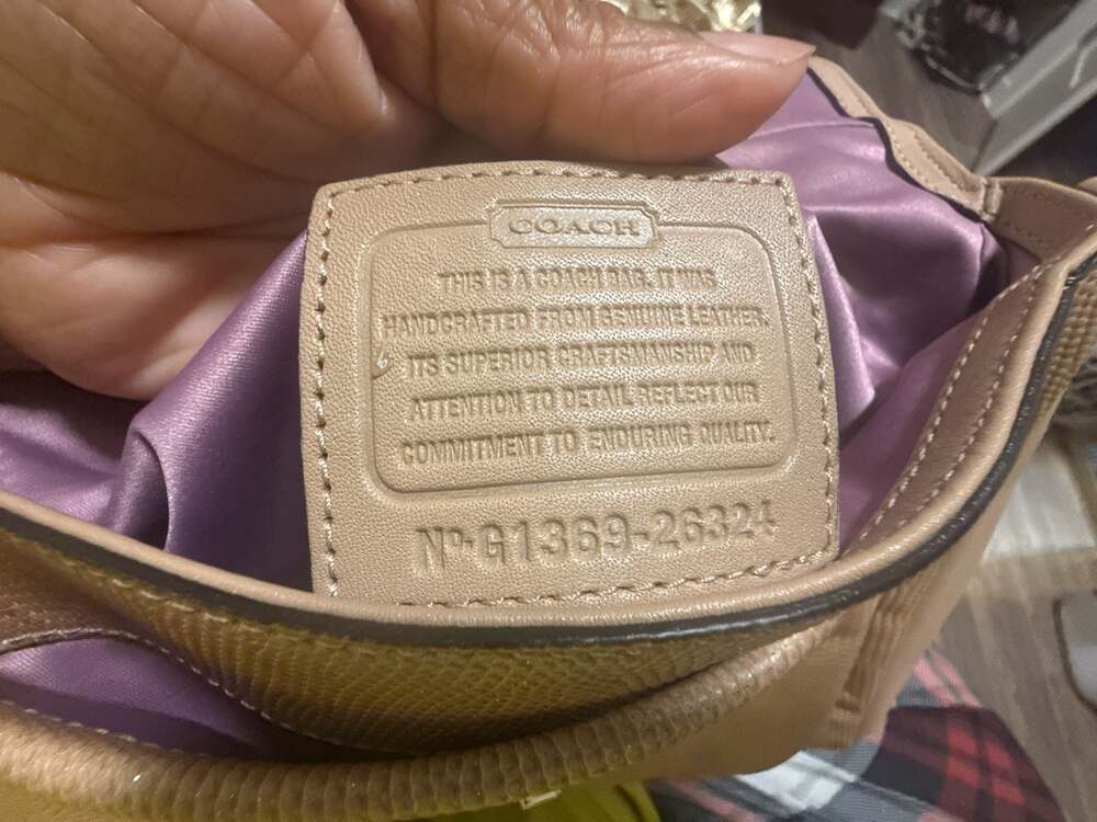 Coach Madison Phoebe Shoulder Bag in Beige Lizard Embossed Leather - Picture 3 of 8